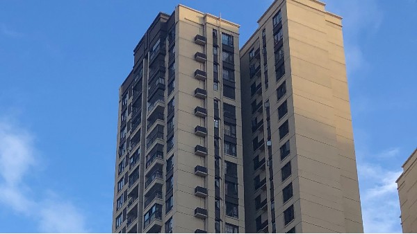 高端工程門窗的窗紗一體的優(yōu)點(diǎn)是什么？-樓上樓門窗