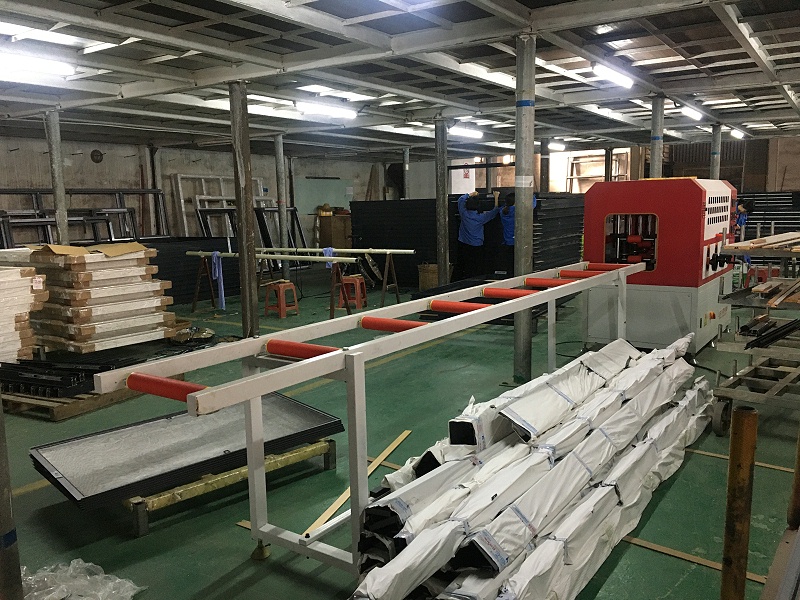 老公非要購買這家門窗廠的鋁合金門窗，看到實物我閉嘴了！