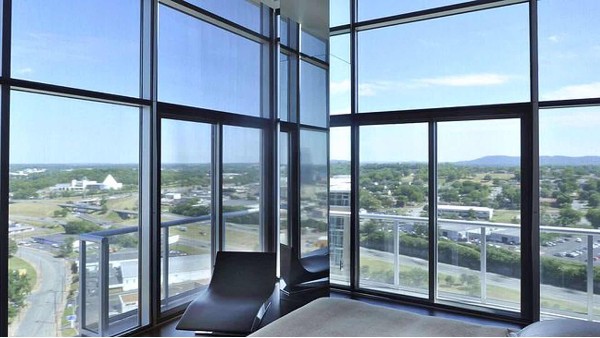 工程門窗中后裝法是什么意思？承接工程門窗項目有必要搞懂的后裝法。