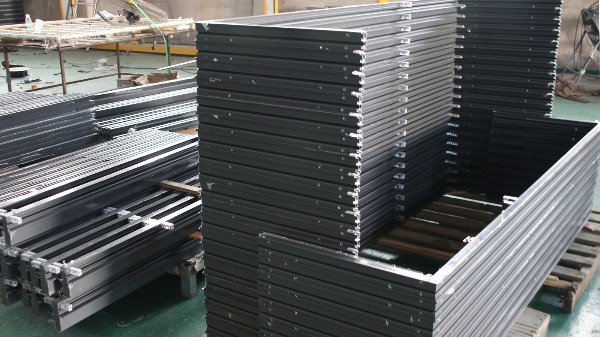 如何選擇優(yōu)質的門窗工程定制廠家？樓上樓為您解答